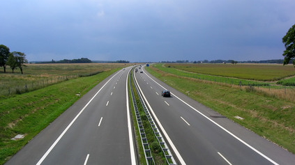 Neobmedzená max. rýchlosť na nemeckých diaľniciach sa skončí, hovorí šéf Audi