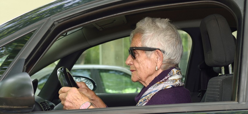 Vodička má 103 rokov, jazdila bez vodičáku a spáchala aj ďalší dopravný delikt