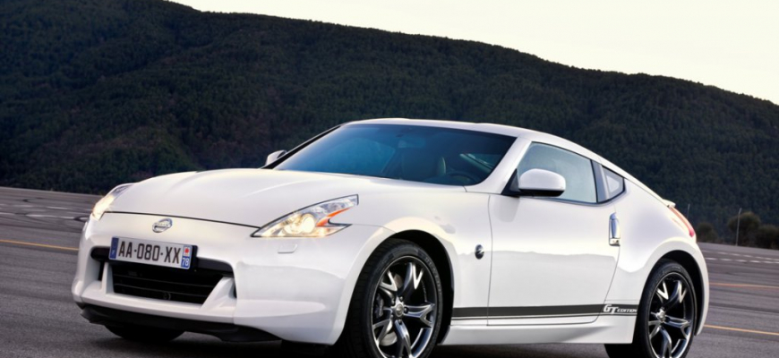 Nissan 370Z rok 2011