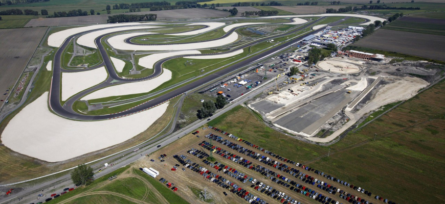 Slovakia Ring je pripravený na FIA WTCC. Návštevníci môžu spať v stane