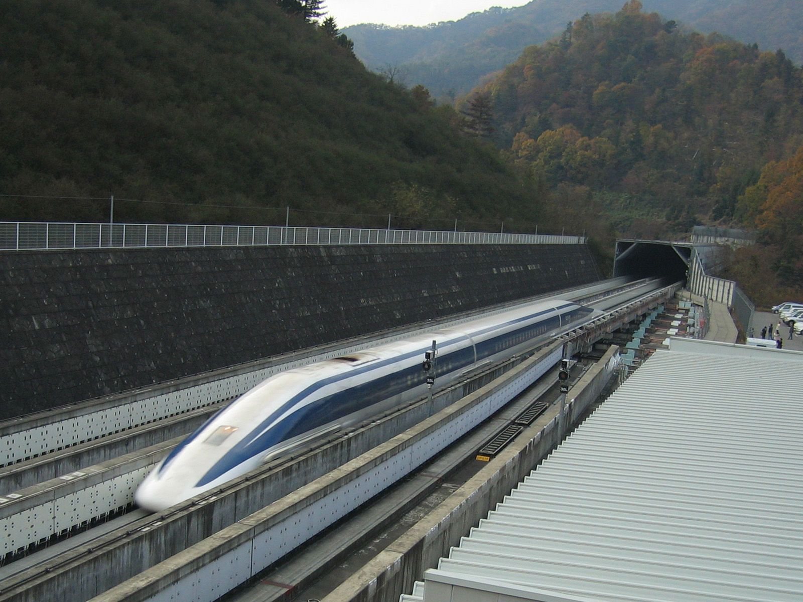 Maglev topspeed 590km/h