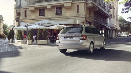 Trojková Fabia pokračuje už len ako Fabia Combi Tour 1.0 TSI. Základ je za 13 430 eur