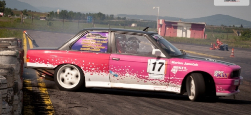 Report: 1. preteky Transportprojekt King of Drift Slovakia 2012