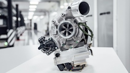 Mercedes-AMG vyvinul elektrické turbo. Eliminuje turbo lag