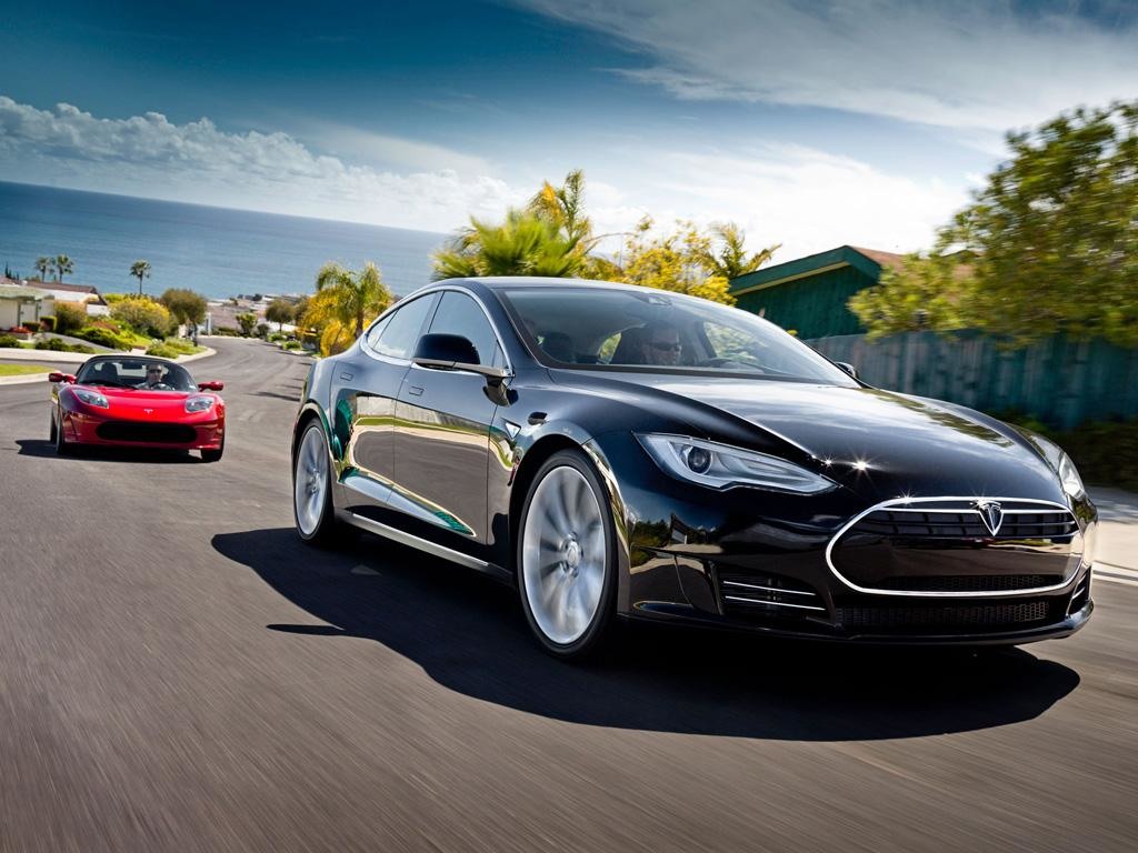 Tesla S