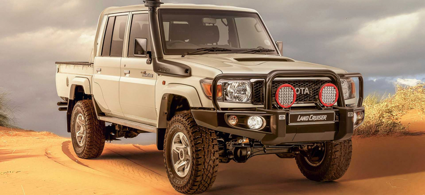 Toyota predstavila retro novinku. Land Cruiser 79 Namib 4.5D V8