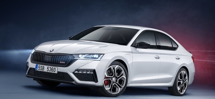 Hybridná Škoda Octavia RS iV prezradila cenu. Je o 6000 eur drahšia, než predchodca