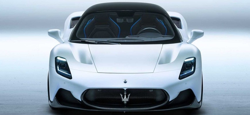 Superšport Maserati MC20 má vrátiť značku na výslnie. Naplánovali aj celú nálož nových modelov