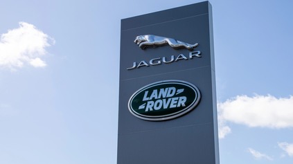 JLR PO HACKERSKOM ÚTOKU: KAM SA PODELO 40 TISÍC NOVÝCH ÁUT?