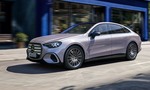 Mercedes zlacňuje elektrickú triedu C. Má menšiu batériu, ale stále dva motory. A poznáme cenu