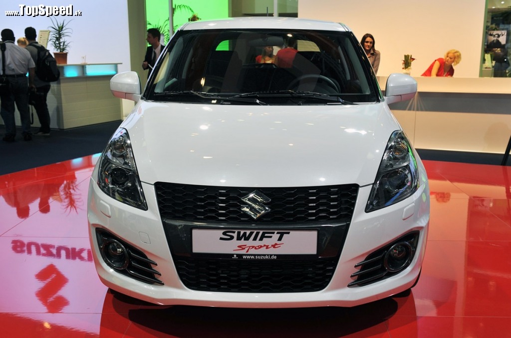 Suzuki Swift Sport spredu vyzerá...