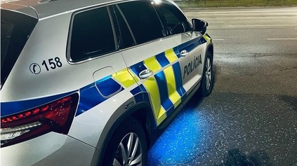 NOČNÁ NAHÁŇAČKA POLICAJTOV V BRATISLAVE! VIDEO ICH DOSTALO DO PROBLÉMOV