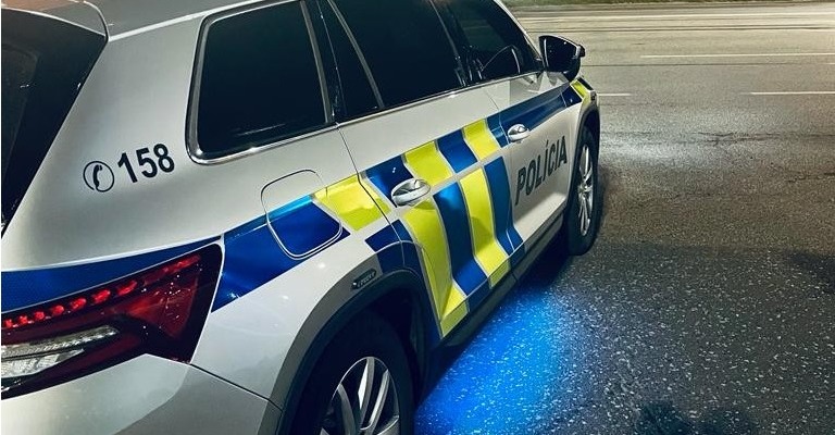 Nočná naháňačka policajtov v Bratislave! Video ich dostalo do problémov