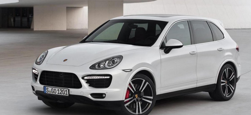 SUV-čko na stovku za 4,5s? Porsche Cayenne Turbo S vážení!