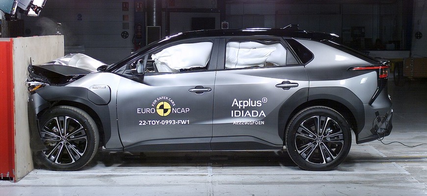 Nová Toyota bZ4X a Subaru Solterra prešli nárazovými testami Euro NCAP. A výsledok?