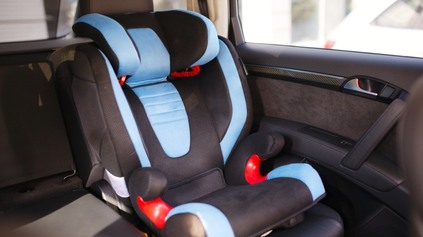 POVINNÉ DETSKÉ AUTOSEDAČKY AJ PRE TÍNEDŽEROV! PRAVIDLO, KTORÉ BY MALO PLATIŤ AJ U NÁS?