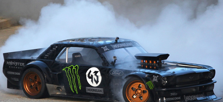 Gymkhana 7! Ken Block po LA preháňa 845 k Mustang