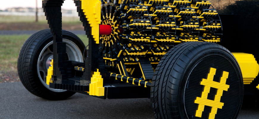 Neuveriteľný Lego hotrod, ktorý jazdí na vzduch!