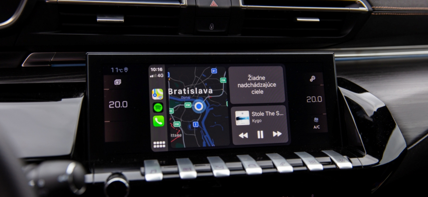 Štúdia, že Apple CarPlay je horší ako alkohol za volantom, je zlá