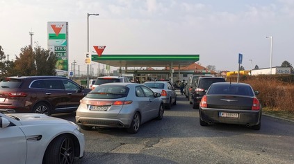 AKO UŠETRIŤ ZA PALIVO AJ 30 € NA NÁDRŽI? BENZÍN JE V MAĎARSKU 40 CENTOV LACNEJŠÍ!