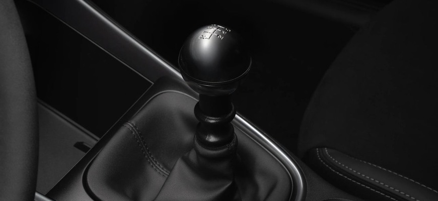 Nový motor s manuálom pod kapotou crossoveru Fiat 600 Benzín. Vďaka nemu je lacnejší!