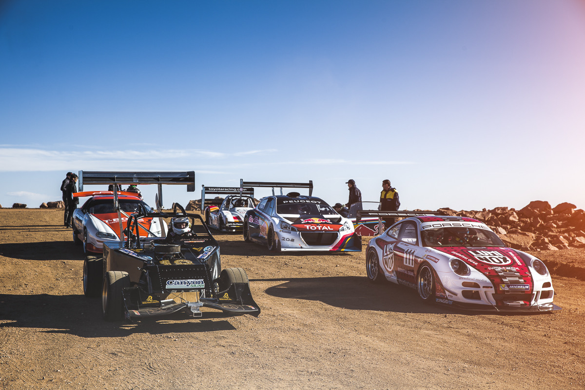 Ukážka štartového poľa Pikes Peak 2013