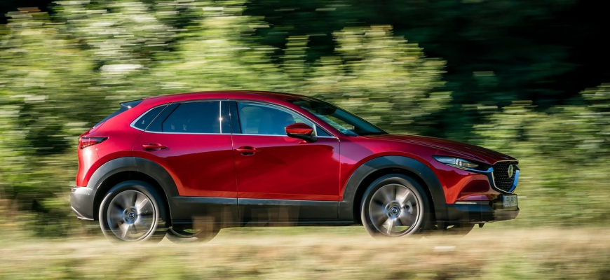 Dvojliter bez turba, Mazda CX-30 má svoje pravidlá. U nás od 21 390 eur