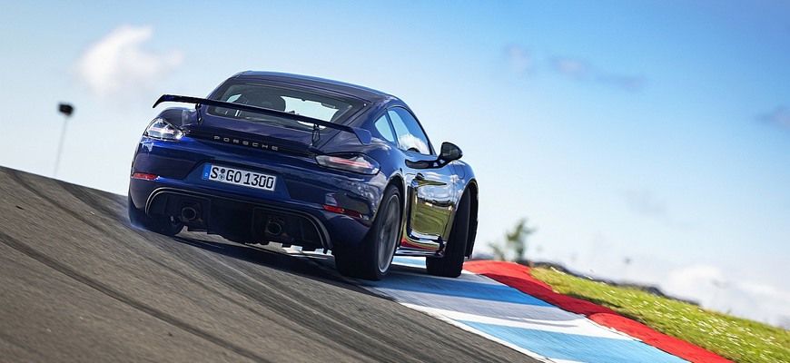 Porsche chce atmosférické motory udržať nažive. Pravdepodobne formou hybridizácie
