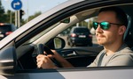Slnečné okuliare do auta – nie všetky sú bezpečné a v Európe dokonca hrozia pokuty!