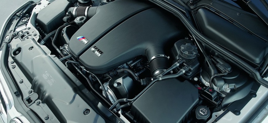 V10 motor z BMW M5 (E60) má slabé miesta, ako celok ale stojí za to