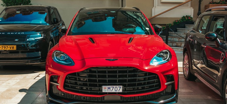 Aston Martin DBX sa nepredáva podľa predstáv. Potopí značku ku dnu?