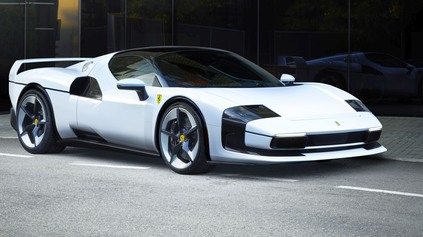 NOVÉ FERRARI SC40 VYKRADLO MINULOSŤ VLASTNEJ ZNAČKY. IDE O ĎALŠÍ NEDOSTIŽNÝ UNIKÁT