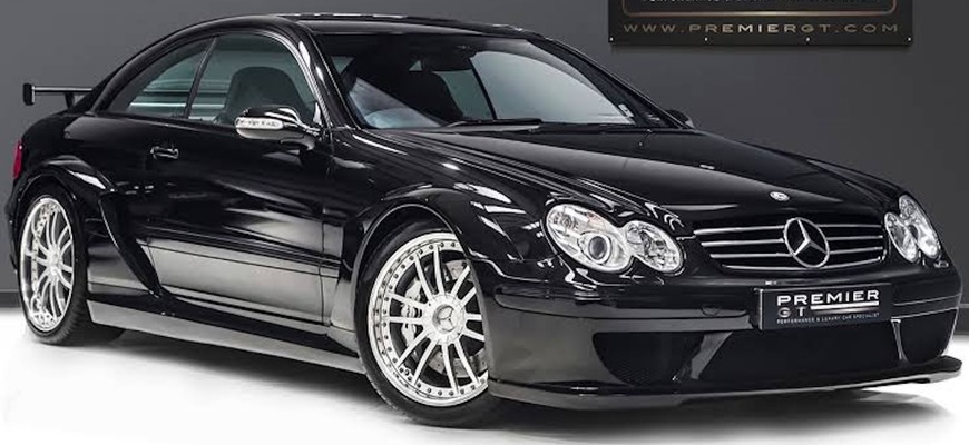 Mercedes-Benz CLK DTM AMG majstra sveta F1 ide do aukcie. Má 582 koní a vzniklo iba 100 kusov