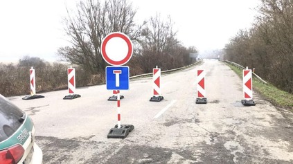 VYŤAŽENÝ MOST V BRATISLAVE ZATVORIA, Z NÁHRADNÉHO VYLÚČIA AUTÁ. OBCHÁDZKA BUDE CEZ DIAĽNICU