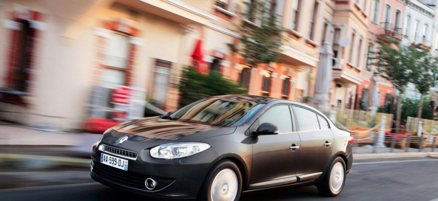 Renault Fluence fotografie a ceny