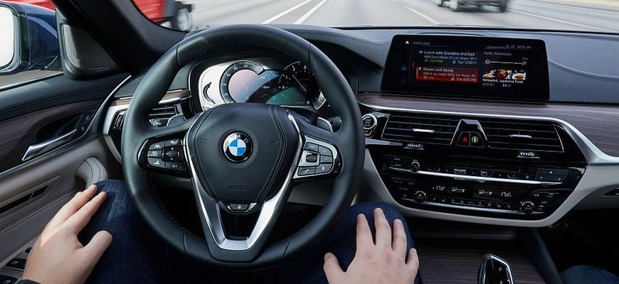 BMW a autonómna jazda úrovne 3? Nemci sú zatiaľ skeptickí a vidia riziká