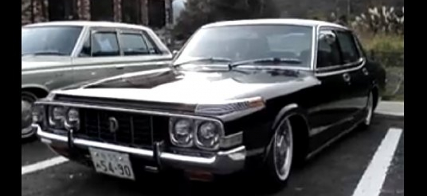 VIP style: 1967 Toyota Crown MS60 Lowrider