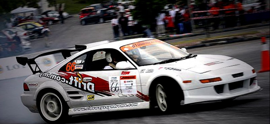 Gymkhana a Cusco Toyota MR2 SW20