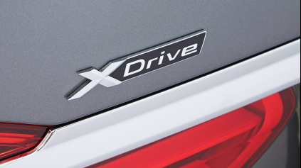 BMW stopne výrobu typov X1, X2 a rad 7 s pohom xDrive