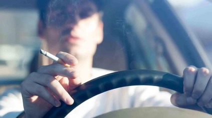 Pokuta až 3000 eur za fajčenie v aute? V Nemecku v špecifických prípadoch už čoskoro
