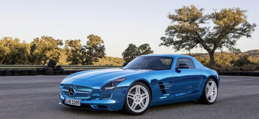 Zákazníci Mercedesu chcú viac AMG a nie elektromobily