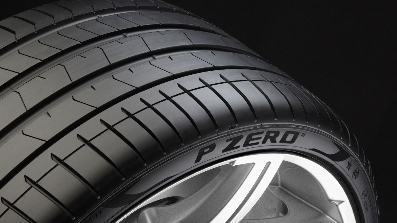 Шины пирелли летние какие лучше. Pirelli 245/40 r19. Pirelli PZERO 245/35 r20. Pirelli p Zero 245/40 r19. Шины Пирелли летние 245 40 20.