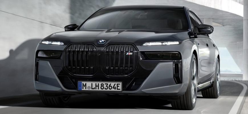 Nové BMW 7 a i7 oficiálne: V12 skončila, v Európe zabudnite aj na V8. Prím hrá elektrika