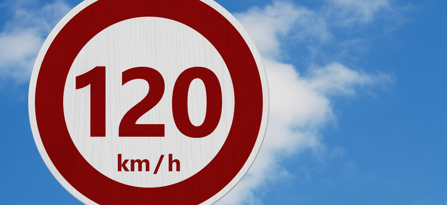 Toto sa ekoaktivistom nebude páčiť: Minimálna rýchlosť na diaľnici 120 km/h, inak pokuta 100 eur