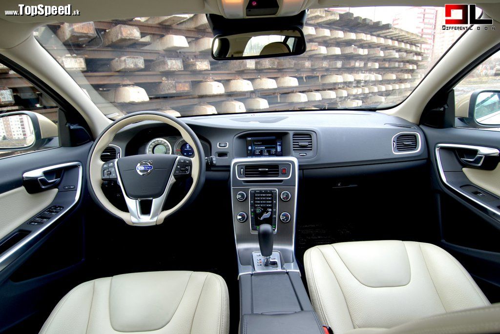 Volvo V60 vám ponúkne špičkový interiér