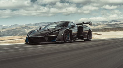 MCLAREN SENNA S BRUNOM SENNOM ZA VOLANTOM