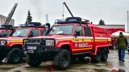 TOYOTA LAND CRUISER 6X6 JE ŠPECIÁL URČENÝ PRE SLOVENSKÝCH HASIČOV