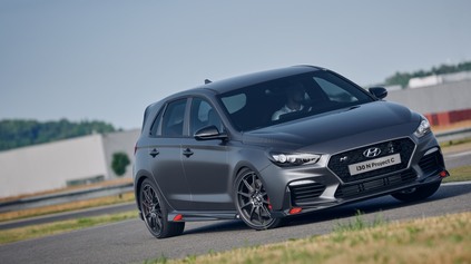 JEDEN KUS I30 N PROJECT C Z LIMITOVANEJ EDÍCIE PREDAJOM PODPORÍ BOJ PROTI RAKOVINE