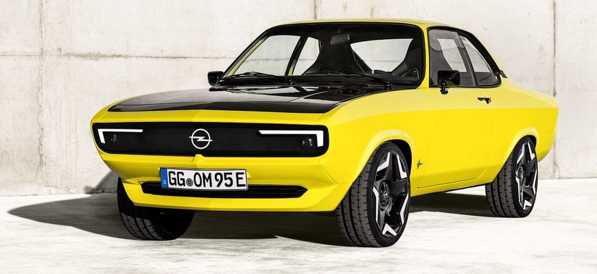 Opel predstavil novú elektrickú zadokolku. Manta GSe prekvapila aj manuálnou prevodovkou