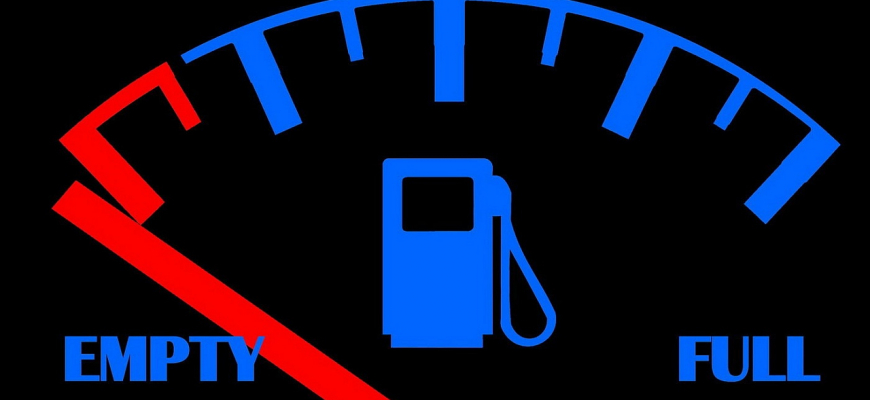 Prečo sú u nás ceny benzínu a nafty najvyššie v okolí?